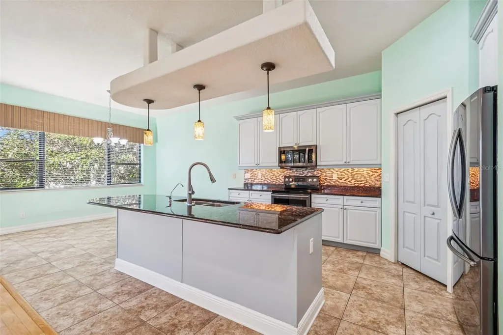 1652 Citrine Trail Tarpon Springs FL 34689