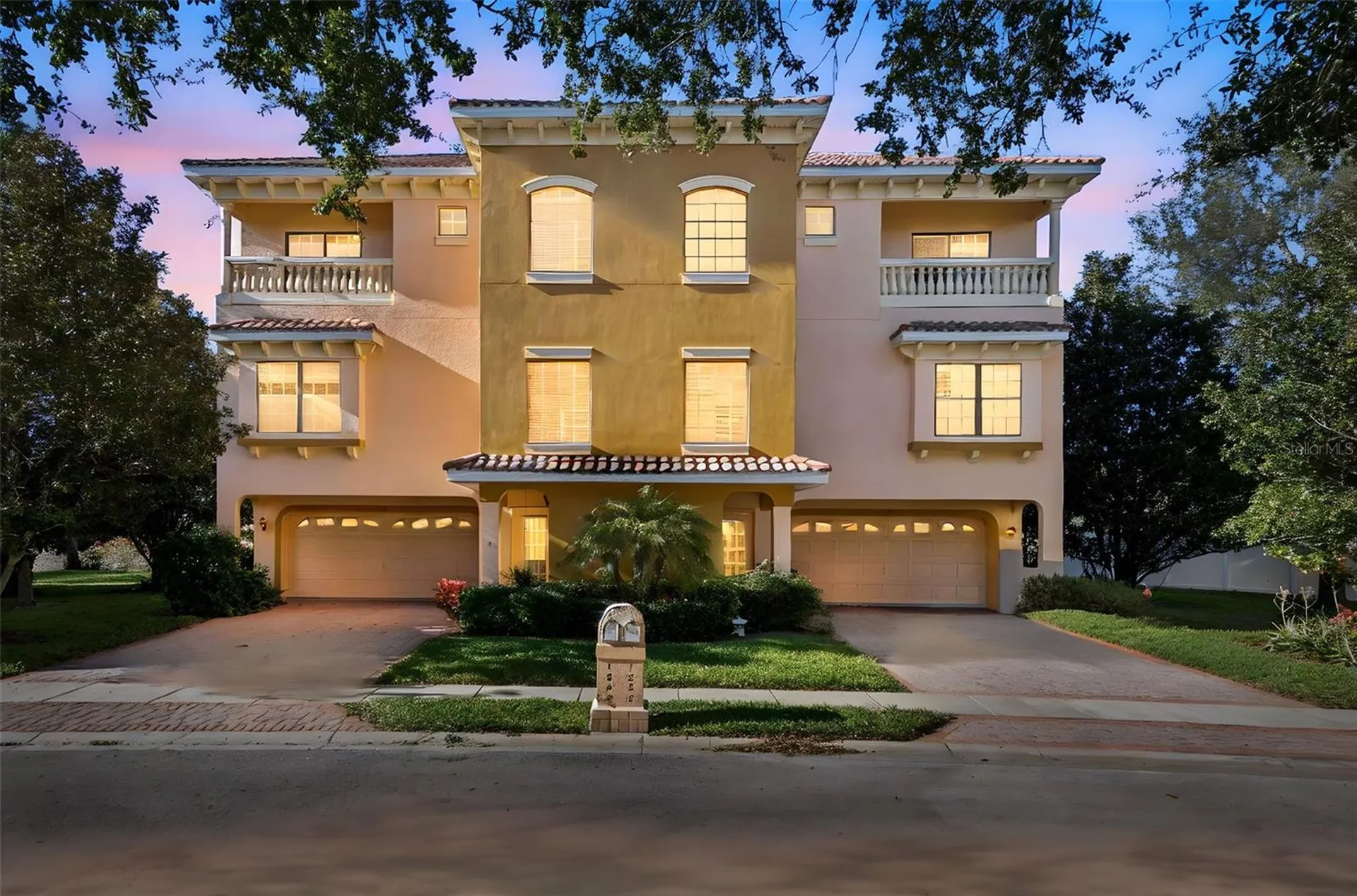 1652 Citrine Trail Tarpon Springs FL 34689