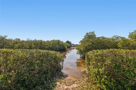 1652 Citrine Trail Tarpon Springs FL 34689