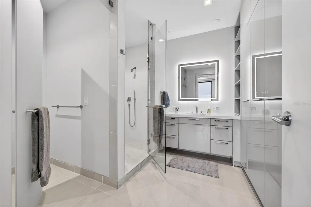 1591 Gulf Of Mexico Drive Longboat Key FL 34228
