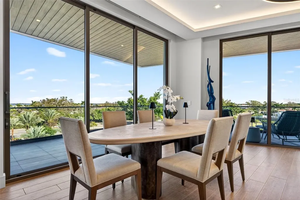 1591 Gulf Of Mexico Drive Longboat Key FL 34228