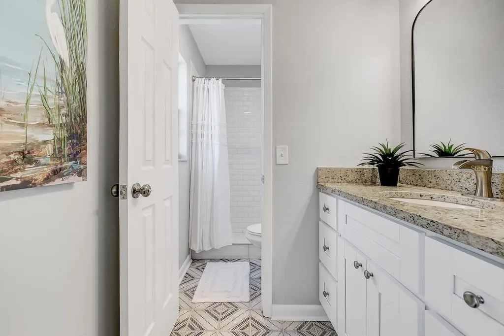 1330 Peachfield Drive Valrico FL 33596