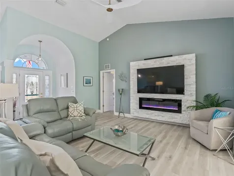 5016 NW 18th Street Ocala FL 34482