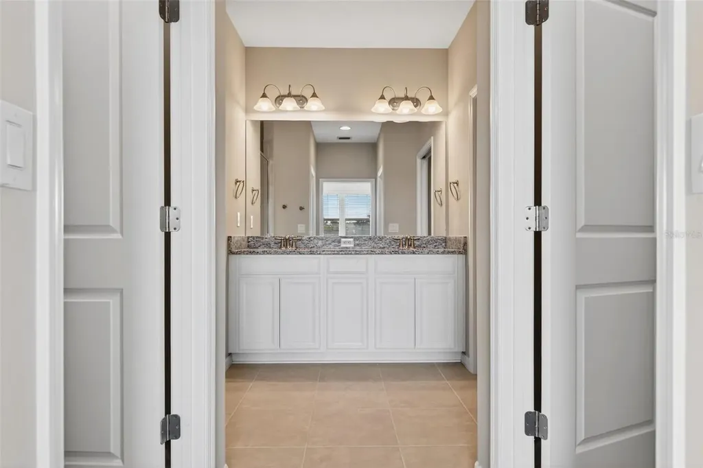 13738 Messina Loop Bradenton FL 34211