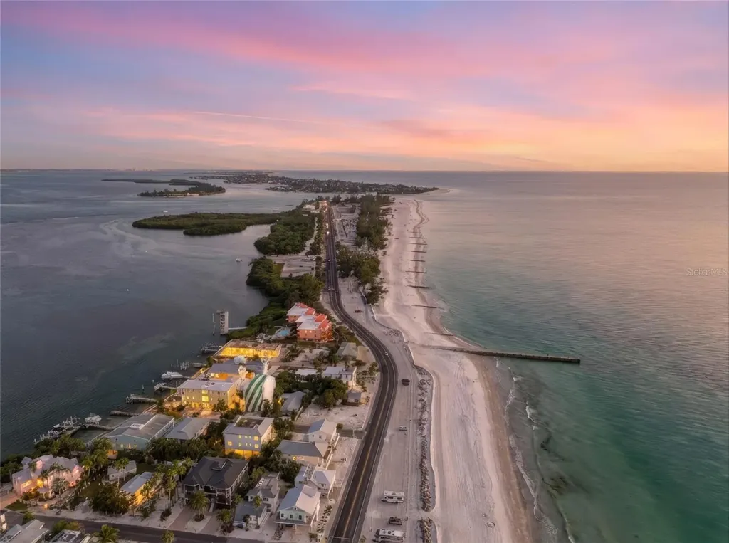 1303 Gulf Drive S Bradenton Beach FL 34217