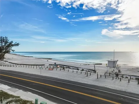 1303 Gulf Drive S Bradenton Beach FL 34217