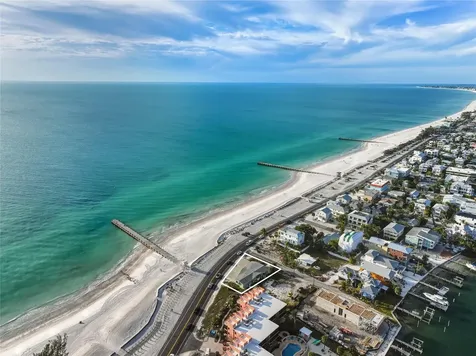 1303 Gulf Drive S Bradenton Beach FL 34217