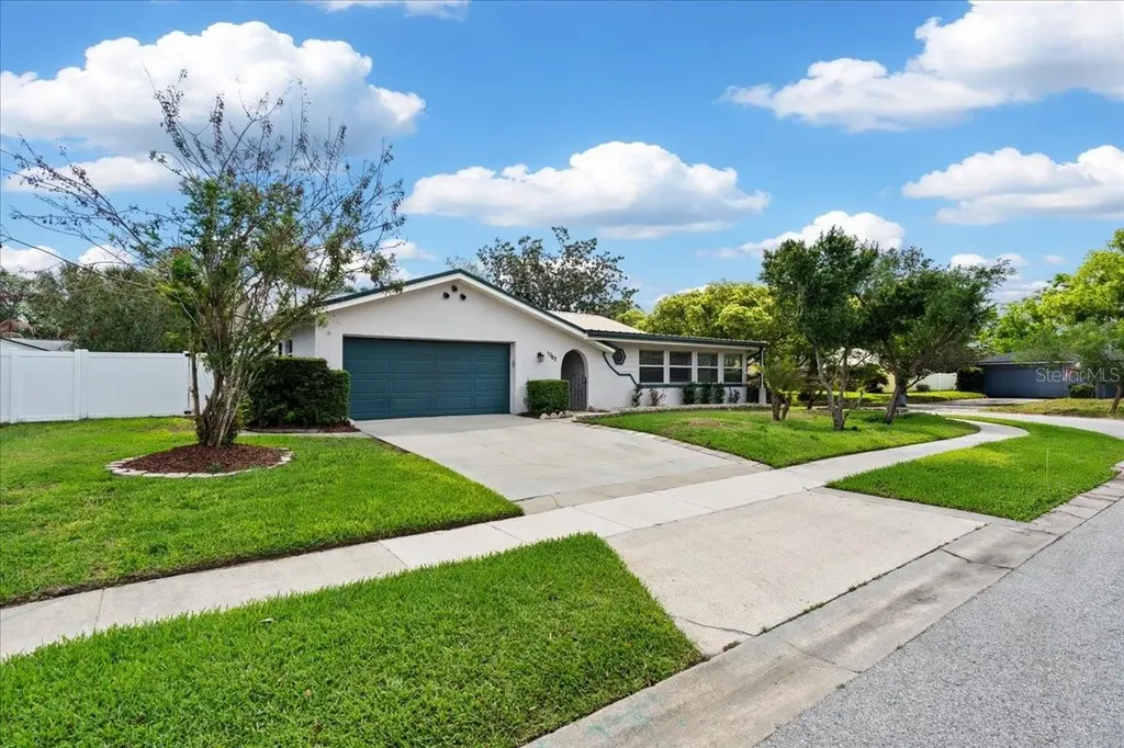1367 Tierra Circle Winter Park FL 32792