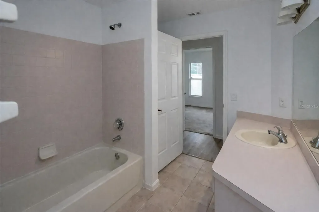 8276 Short Way Lakeland FL 33809