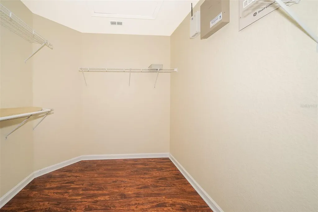 13942 Dove Wing Court Orlando FL 32828