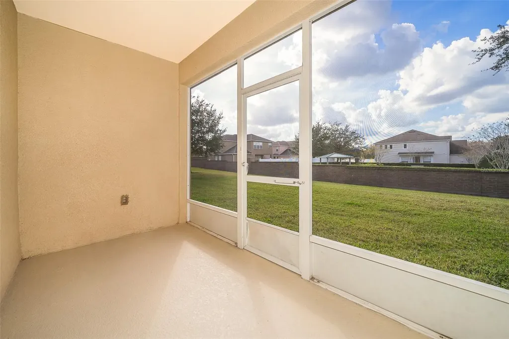 13942 Dove Wing Court Orlando FL 32828