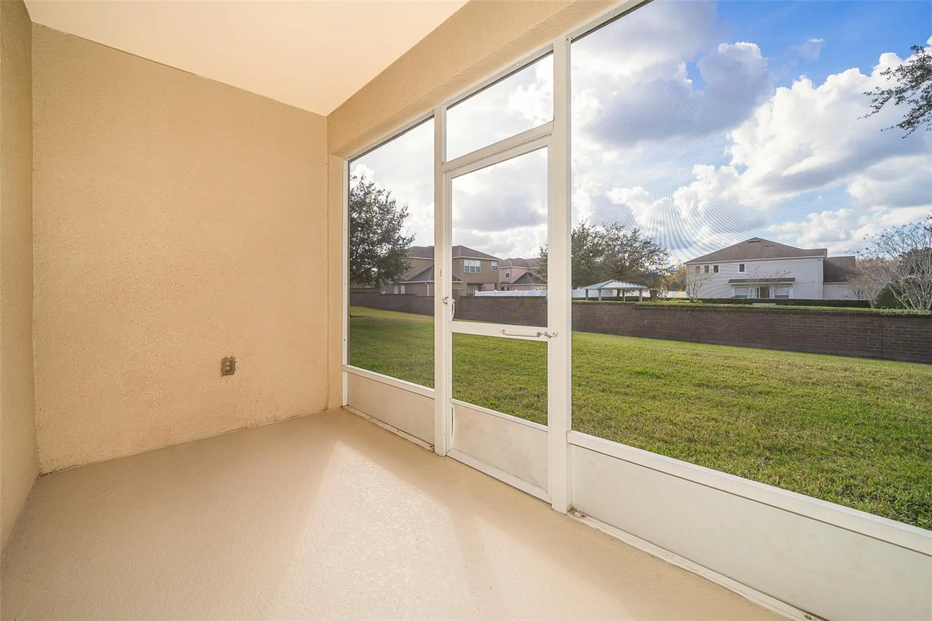 13942 Dove Wing Court Orlando FL 32828
