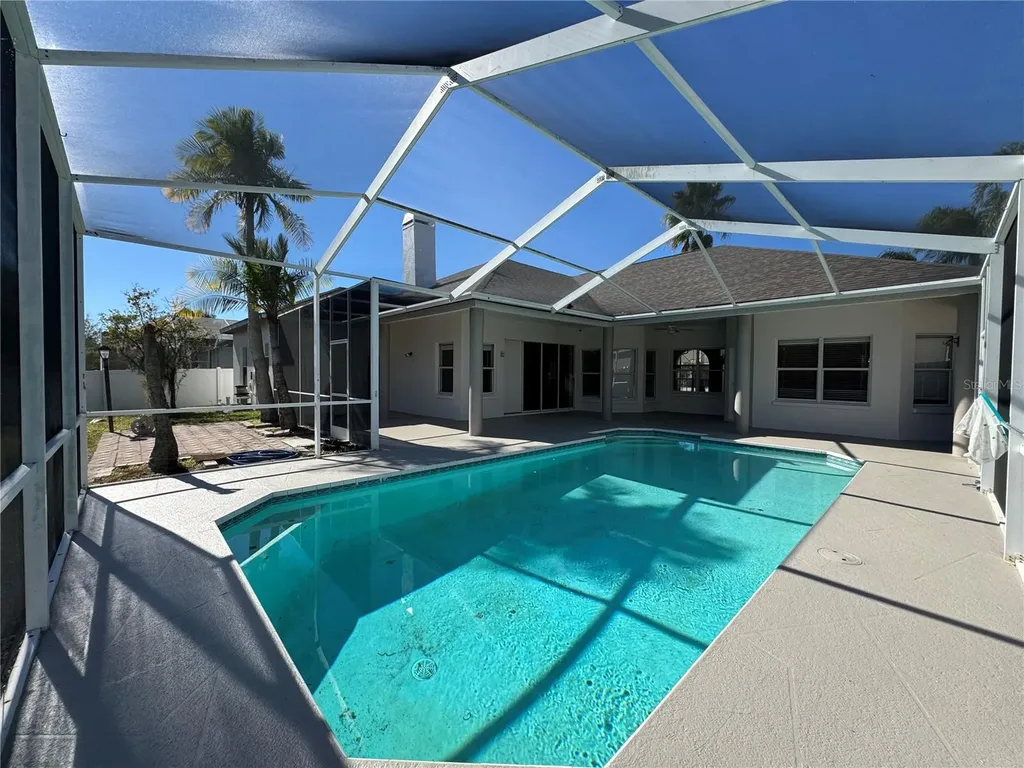 28724 Hanging Moss Loop Wesley Chapel FL 33543