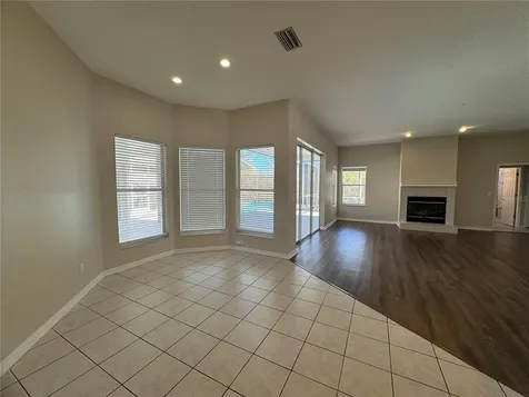 28724 Hanging Moss Loop Wesley Chapel FL 33543