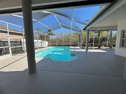 28724 Hanging Moss Loop Wesley Chapel FL 33543