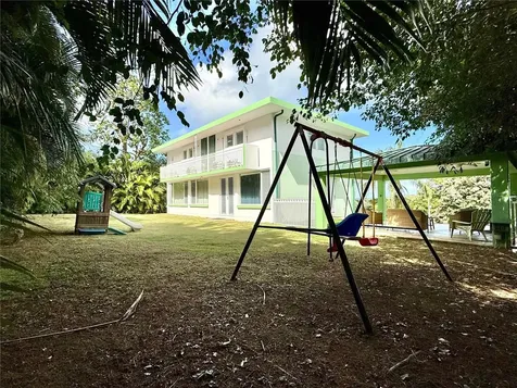 5 Batey Oeste Luquillo PR 00773