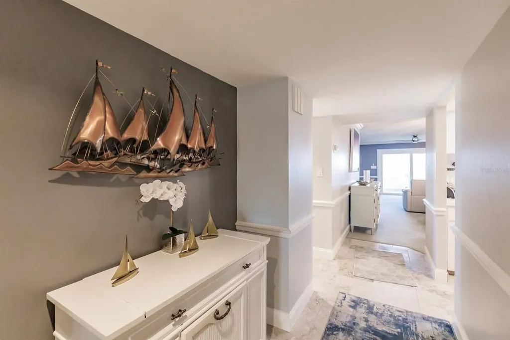 1055 W Peppertree Drive Sarasota FL 34242