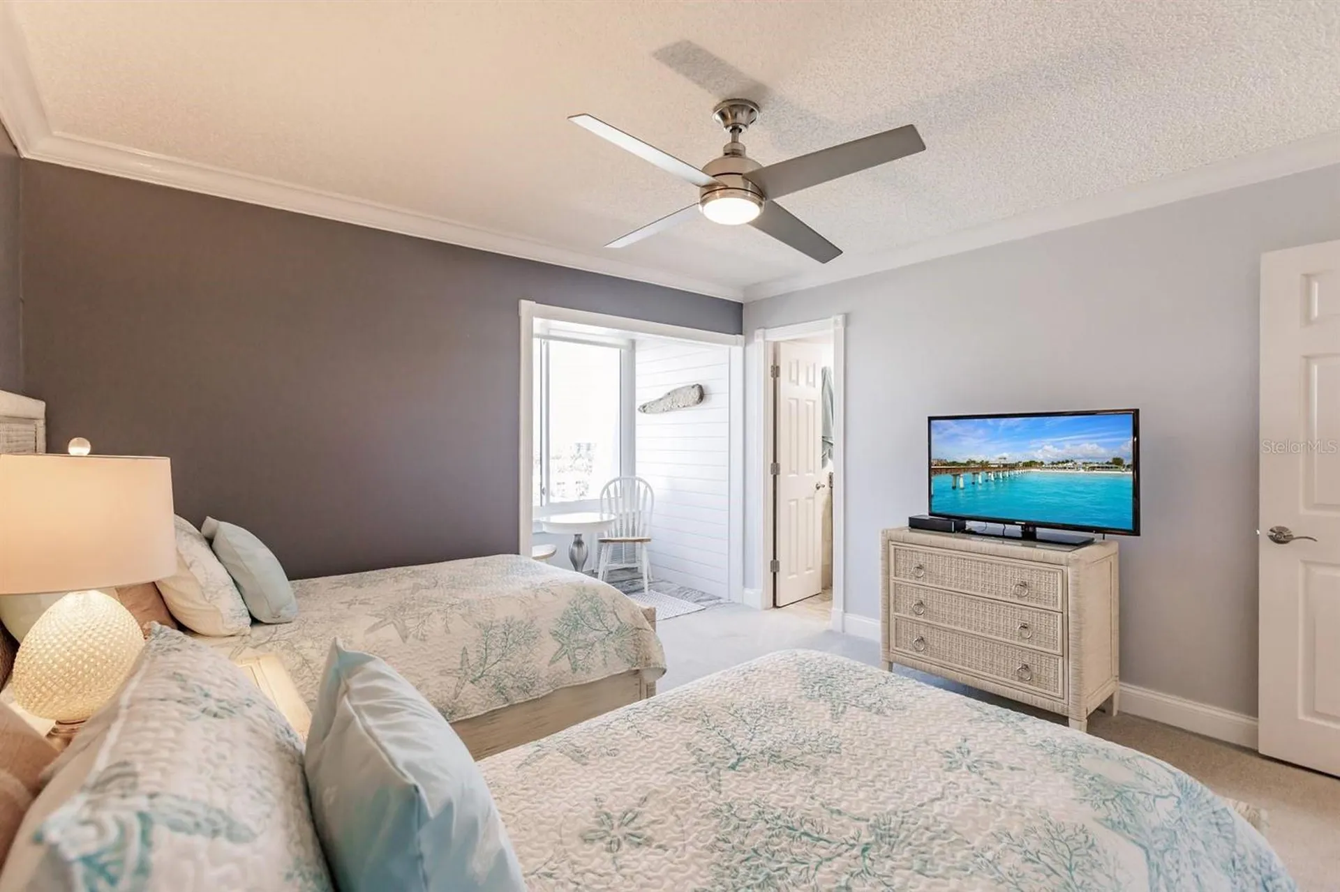 1055 W Peppertree Drive Sarasota FL 34242