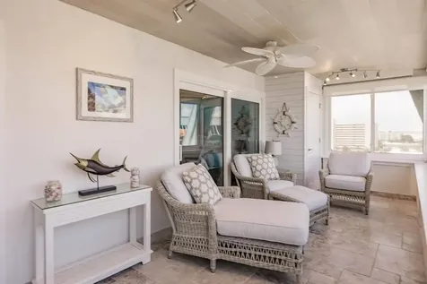1055 W Peppertree Drive Sarasota FL 34242
