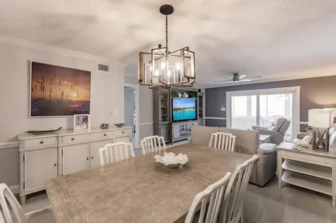 1055 W Peppertree Drive Sarasota FL 34242