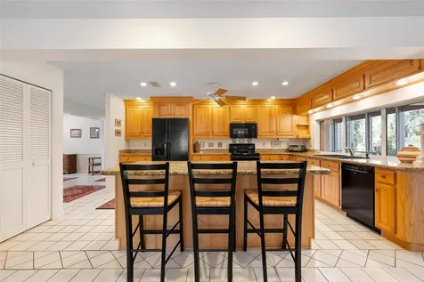 6964 Country Lakes Circle Sarasota FL 34243