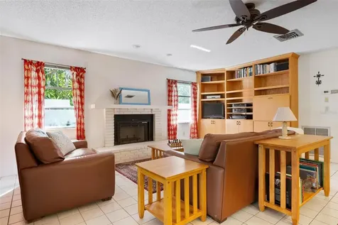 6964 Country Lakes Circle Sarasota FL 34243