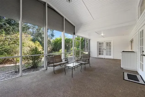 6964 Country Lakes Circle Sarasota FL 34243