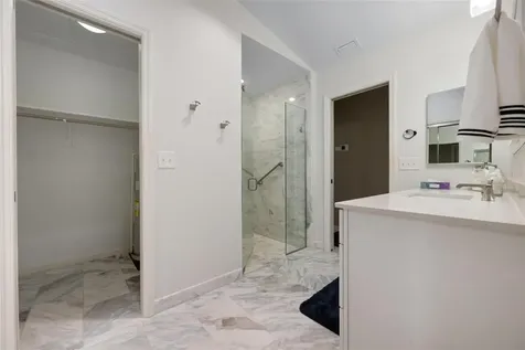 6964 Country Lakes Circle Sarasota FL 34243