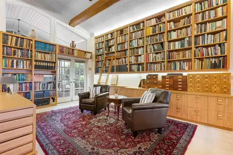 6964 Country Lakes Circle Sarasota FL 34243