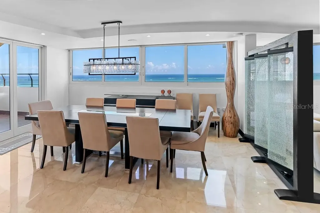 4327 Isla Verde Avenue Carolina PR 00979