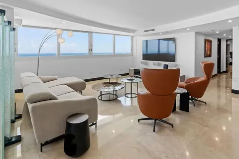 4327 Isla Verde Avenue Carolina PR 00979