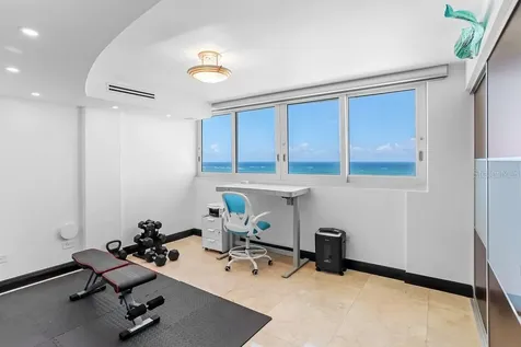 4327 Isla Verde Avenue Carolina PR 00979