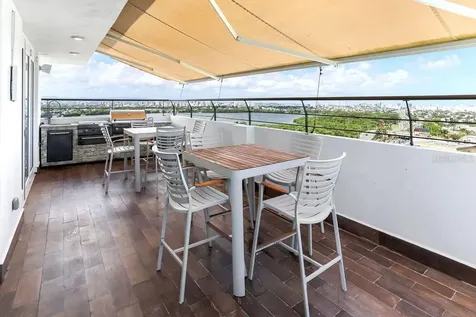 4327 Isla Verde Avenue Carolina PR 00979