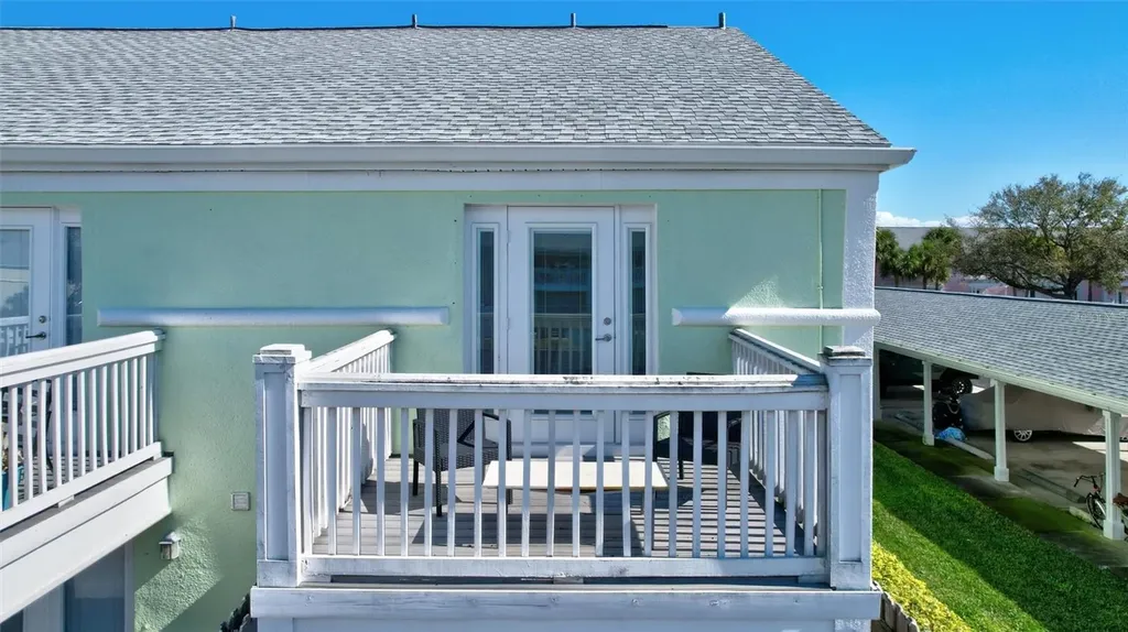 4799 Coquina Key Drive SE St Petersburg FL 33705