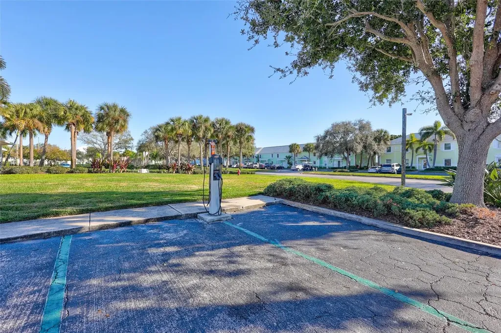 4799 Coquina Key Drive SE St Petersburg FL 33705