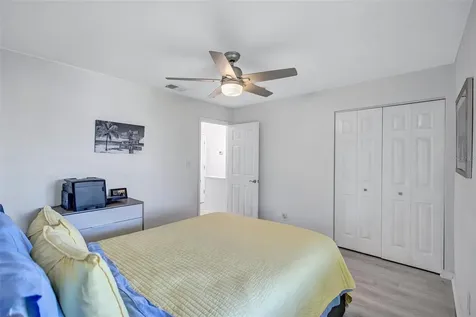 4799 Coquina Key Drive SE St Petersburg FL 33705