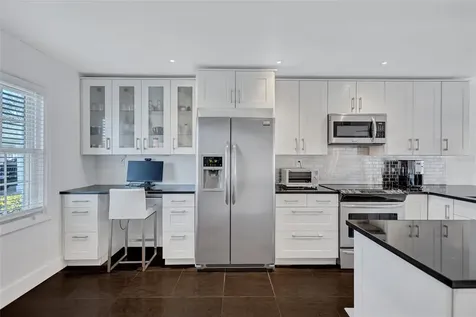 4799 Coquina Key Drive SE St Petersburg FL 33705