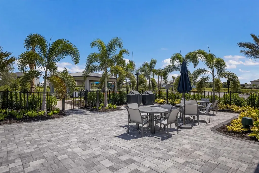 5470 Silverside Pine Court Lakewood Ranch FL 34211
