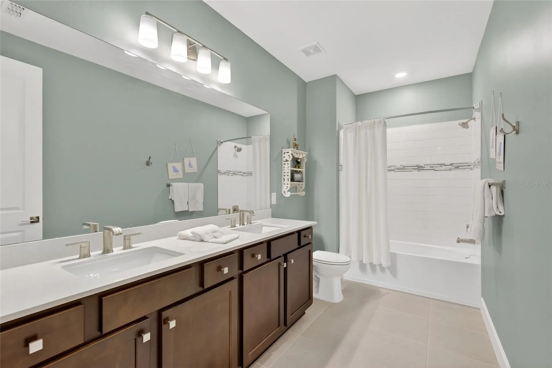 5470 Silverside Pine Court Lakewood Ranch FL 34211