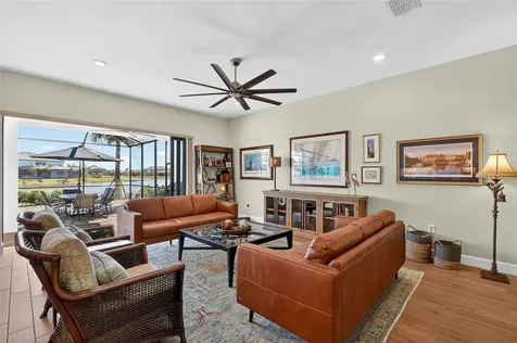 5470 Silverside Pine Court Lakewood Ranch FL 34211