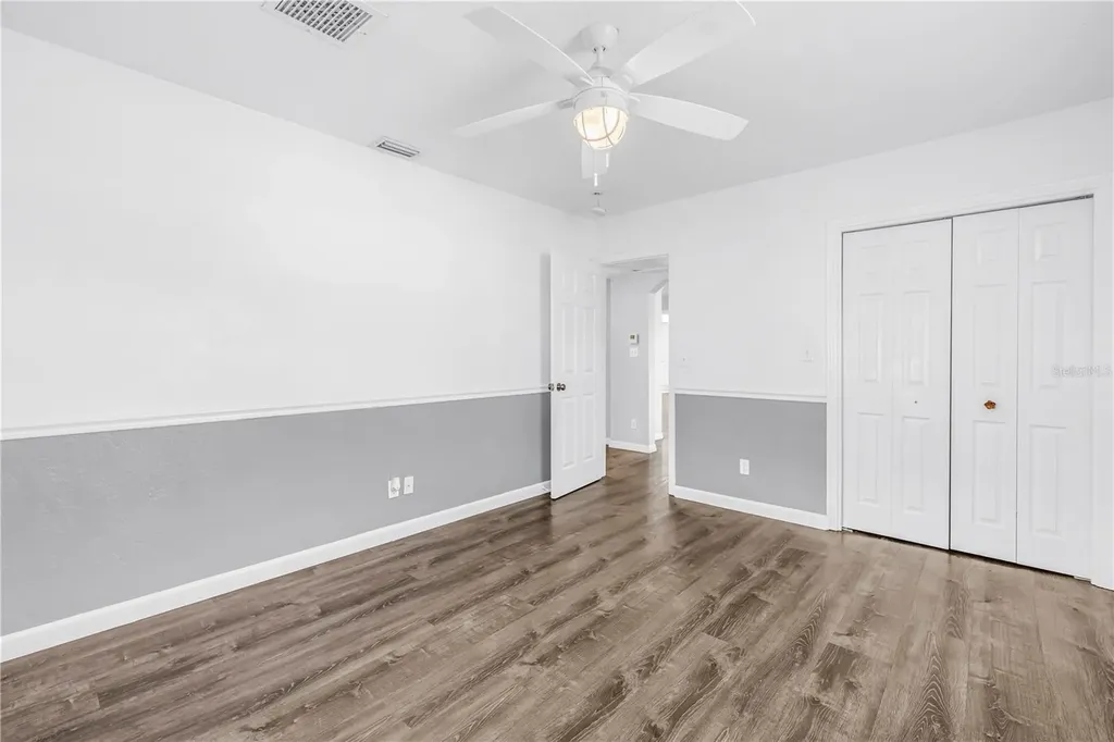 774 40th Avenue NE St Petersburg FL 33703