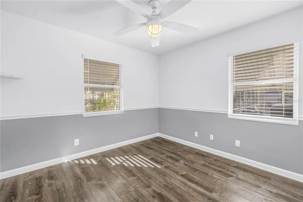 774 40th Avenue NE St Petersburg FL 33703