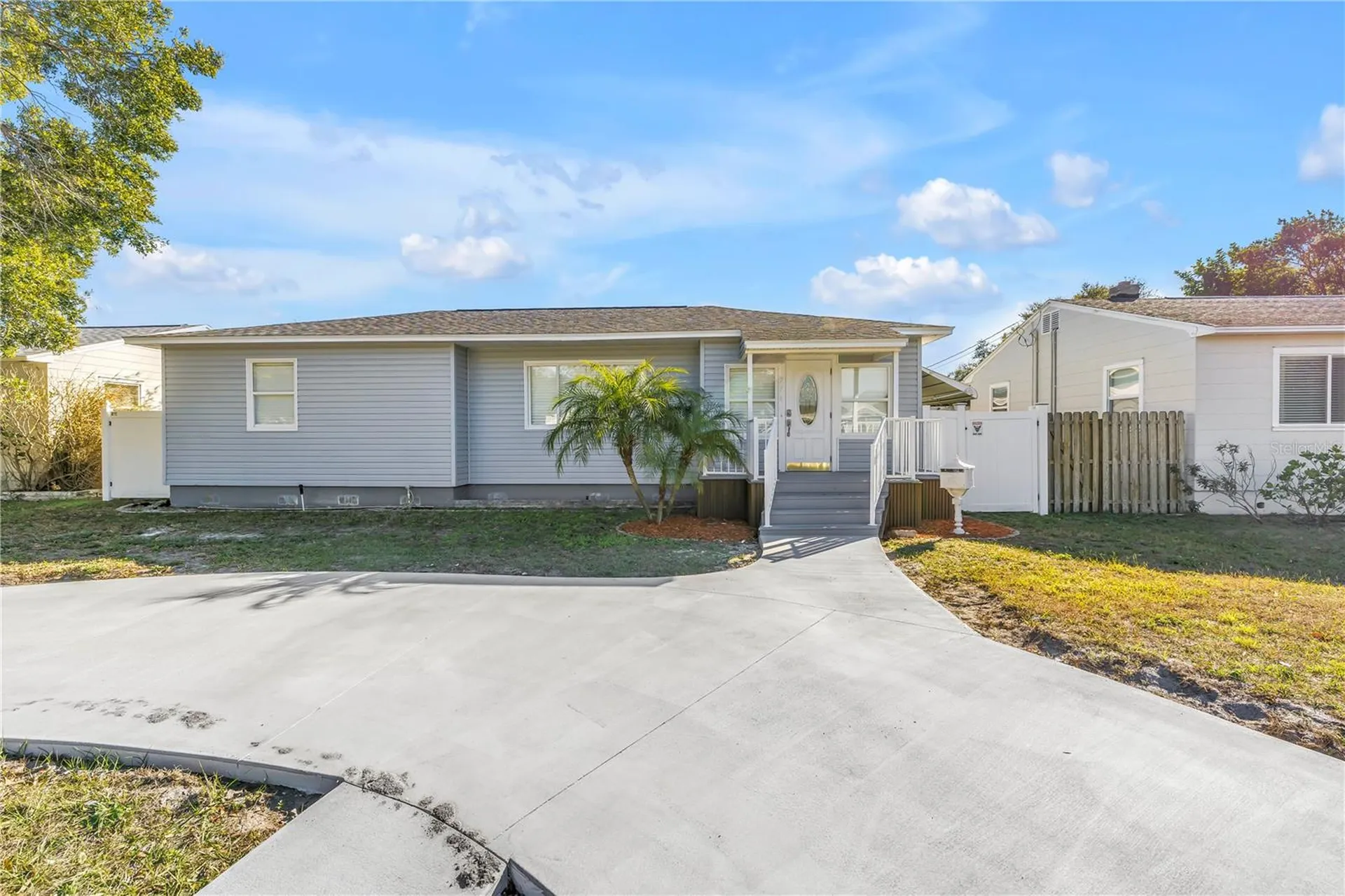 774 40th Avenue NE St Petersburg FL 33703