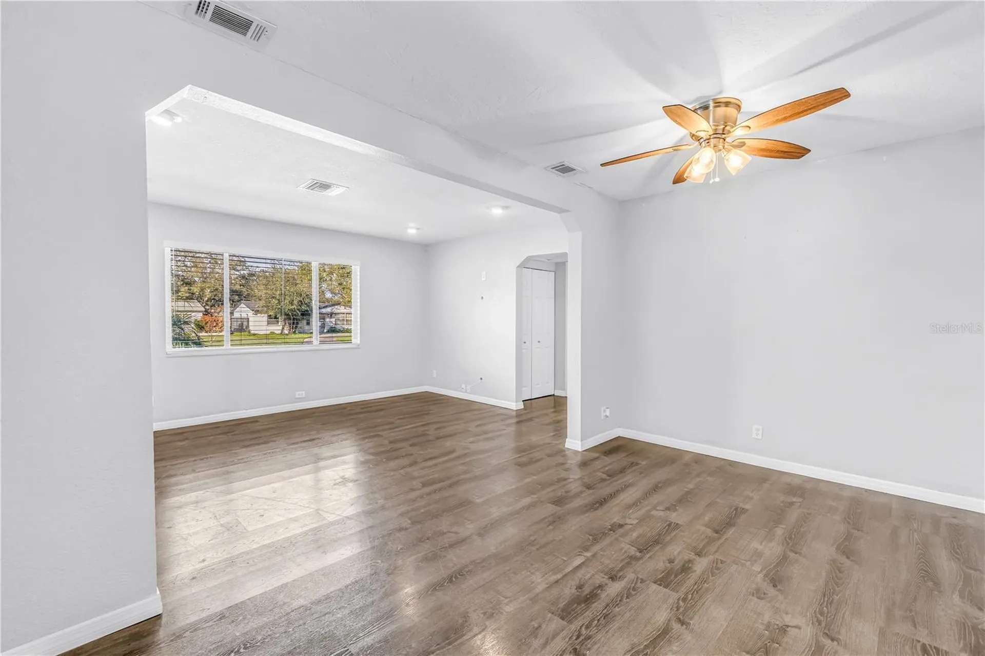 774 40th Avenue NE St Petersburg FL 33703