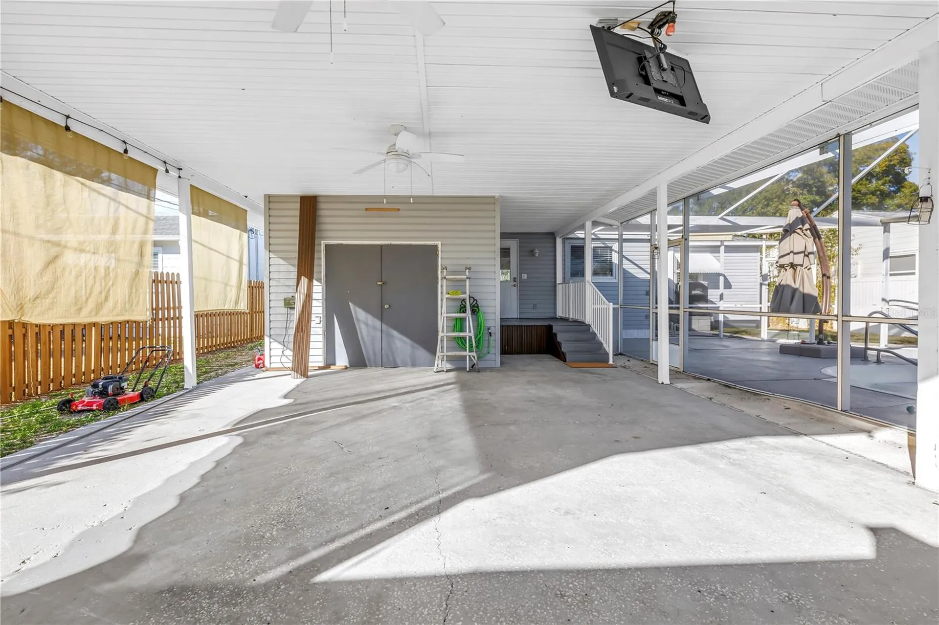 774 40th Avenue NE St Petersburg FL 33703