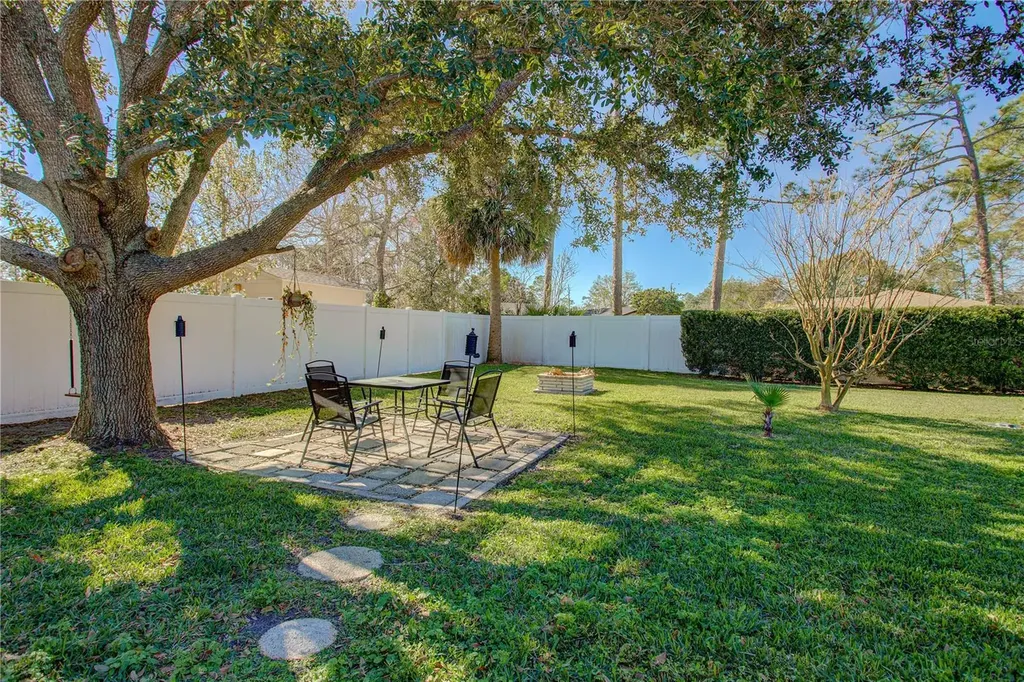 142 Foster Lane Palm Coast FL 32137