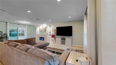 142 Foster Lane Palm Coast FL 32137