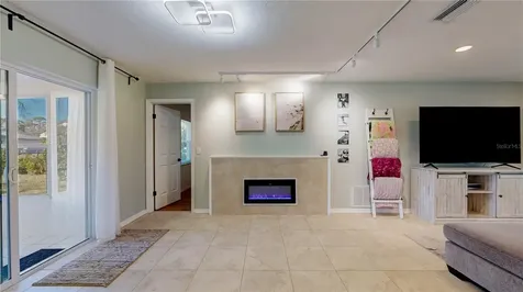 142 Foster Lane Palm Coast FL 32137