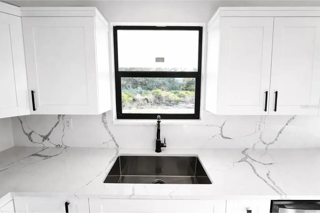 4100 E 14th Street Lehigh Acres FL 33972