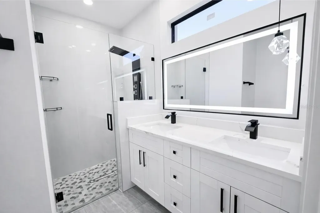 4100 E 14th Street Lehigh Acres FL 33972